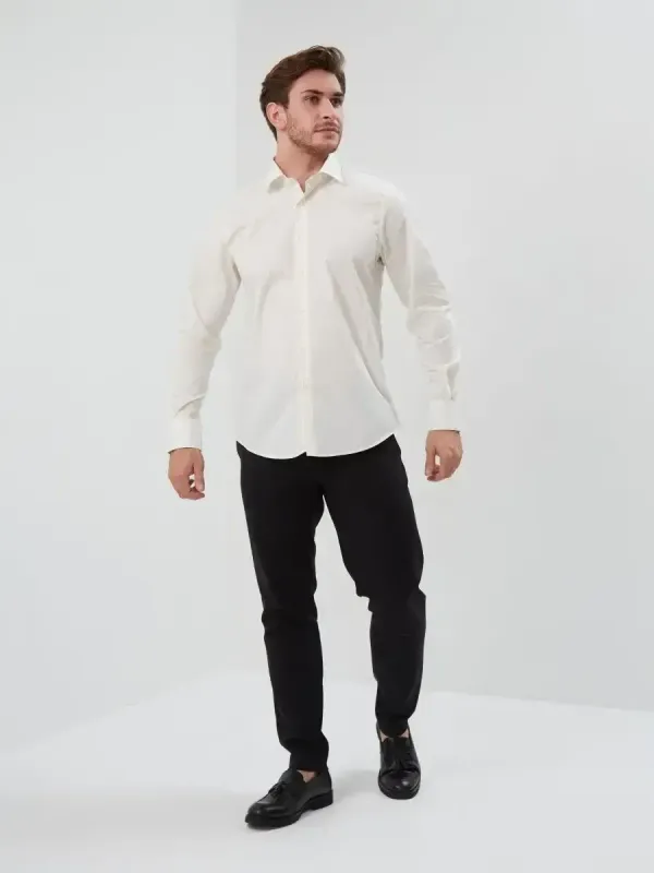 Рубашка приталенная SLIM FIT с длинным рукавом, молочная