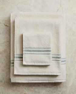 ZARA HOME БАННОЕ ПОЛОТЕНЦЕ С ЦВЕТНОЙ КАЙМОЙ, ЦВЕТ СЛОНОВОЙ КОСТИ