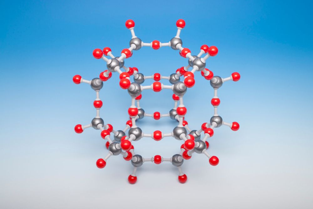 Модель Кристаллическая решетка ячейки содалита, 84 атома, 96 связей