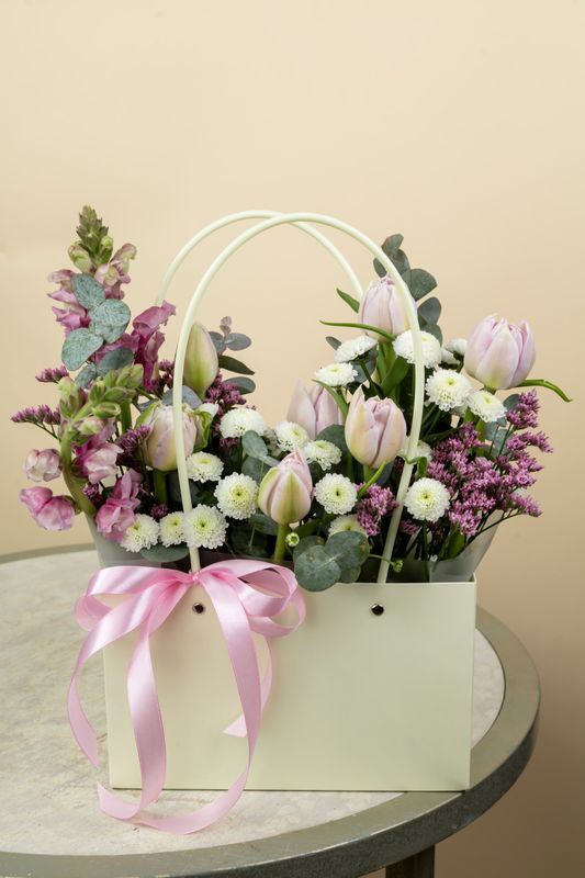 Композиция "Её весна"