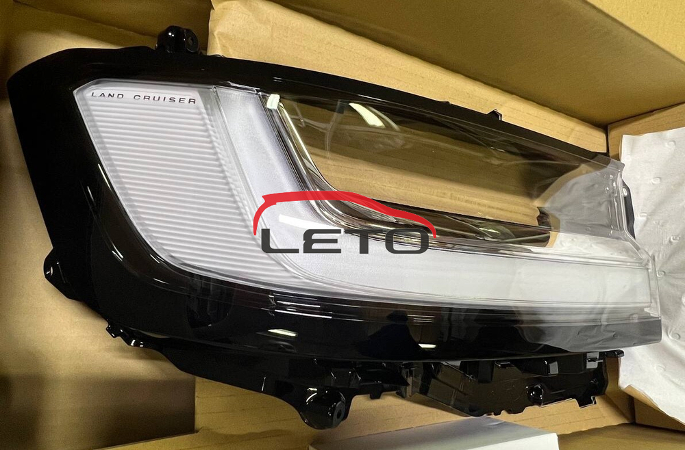 Стекло фары (RH) от трёхлинзовой 8110A-60Q50 8110A60Q50