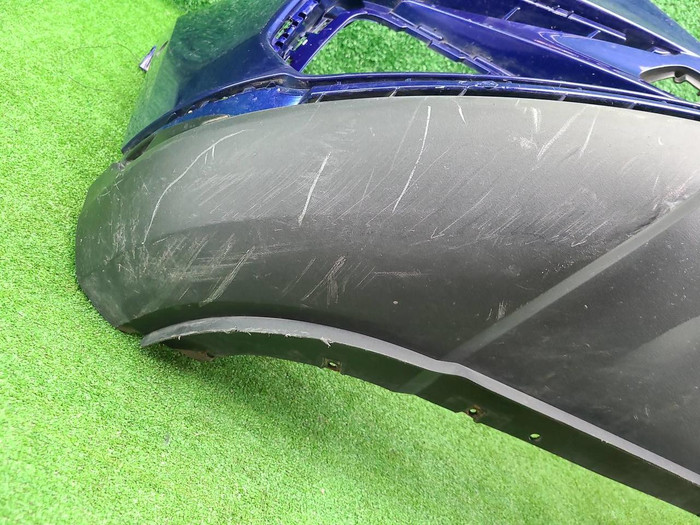 Бампер передний Hongqi HS5 (2019-н.в.)