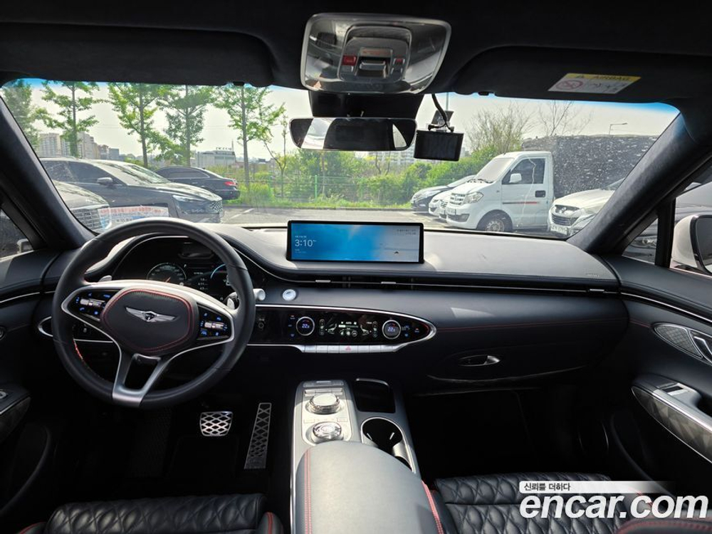 Genesis GV70 2.5T Бензин 2WD (01.2022)