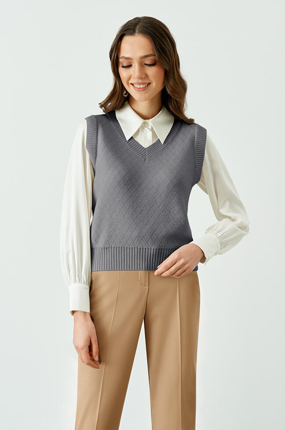 22742 Жилет женский (серый)