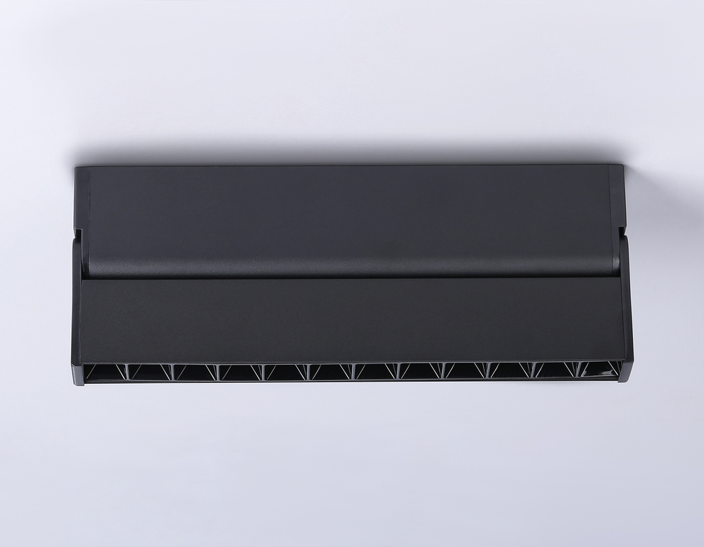 Светильник светодиодный накладной TA1829  BK черный LED 12W 4200K 230*22*87