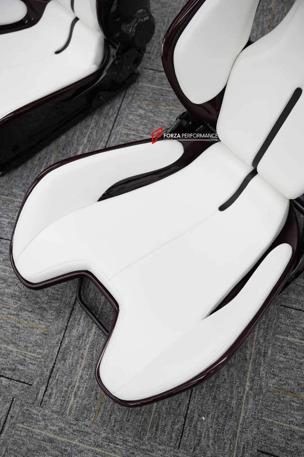 Карбоновые ковшевые кресла LWCB для FERRARI Феррари