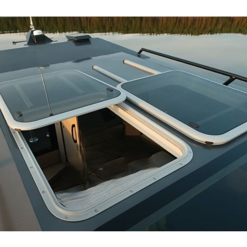 Люк палубный сдвижной Альбатрос 580х580 (10268757).