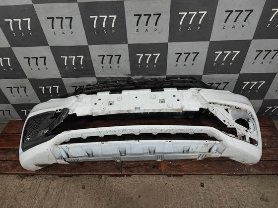 Бампер передний LADA Vesta 22-нв Б/У Оригинал 8450040054