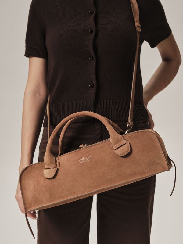 Замшевая сумка багет DBR 31157 св.коричневый