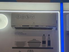 Сплит-система инверторного типа Electrolux Smartline DC EACS/I-12HSM/N8_V2 комплект