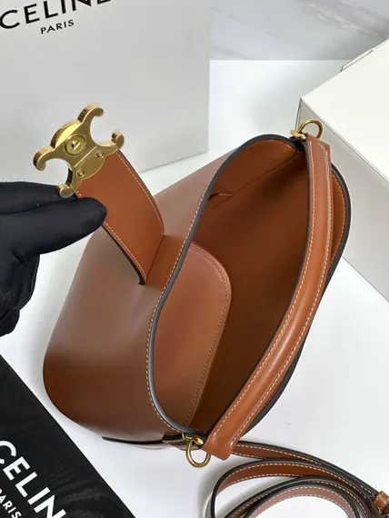 СУМКА CELINE LOUISE ИЗ ГЛАДКОЙ ТЕЛЯЧЬЕЙ КОЖИ