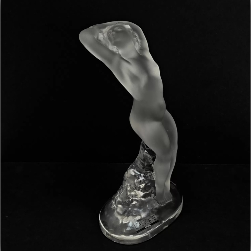 Статуэтка Танцовщица с поднятыми руками Lalique