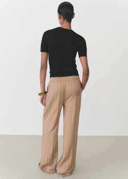 Джемпер из тонкого трикотажа с короткими рукавами