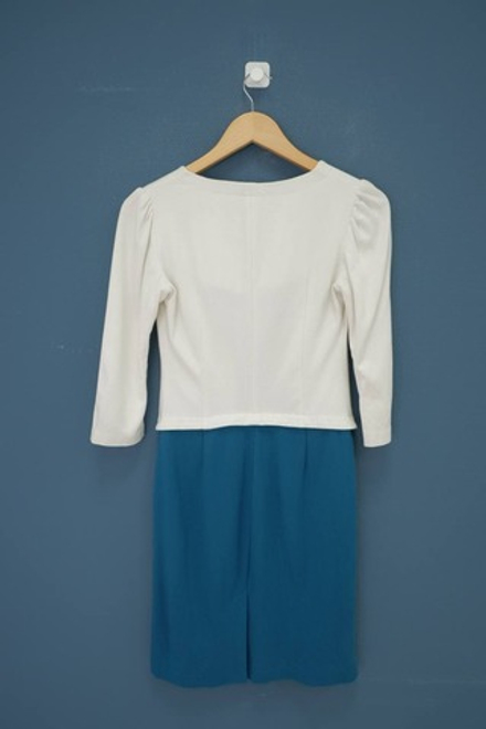 Платье MADAM T  офисное 42 размер