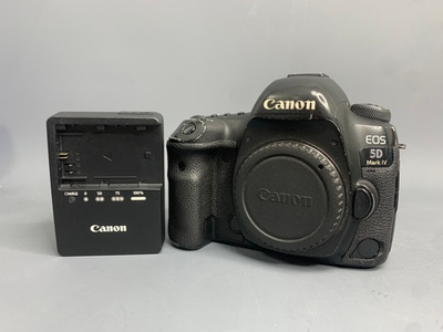 Canon 5D Mark IV 639.000 кадров