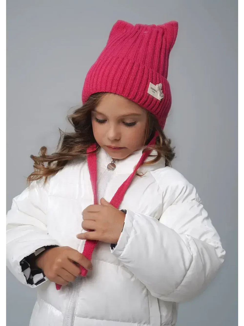 Шапка для девочки с ушками осенняя