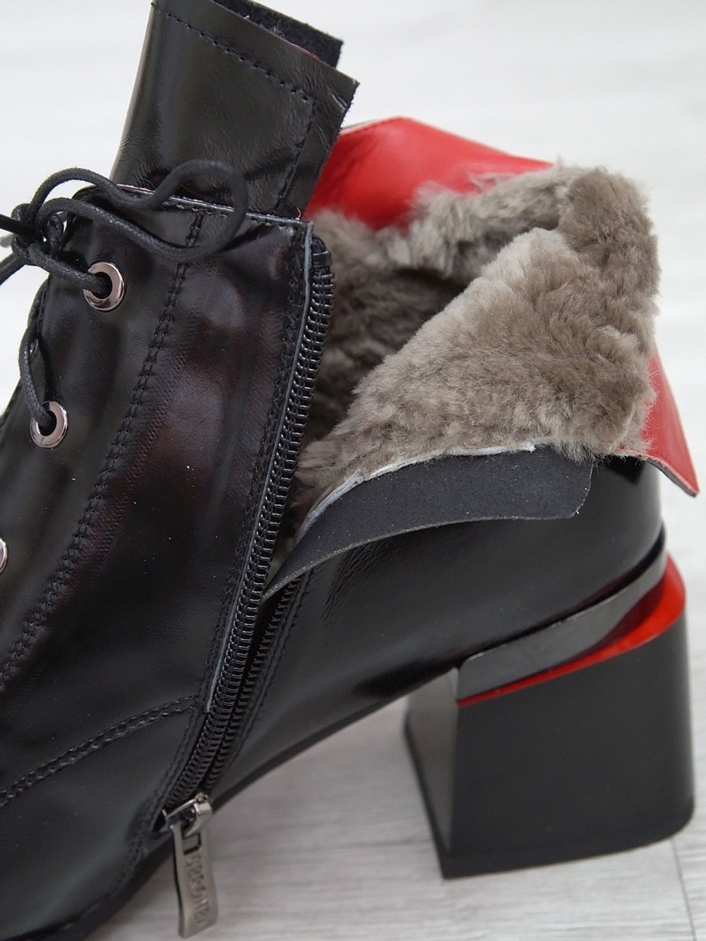 Ботинки женские зимние