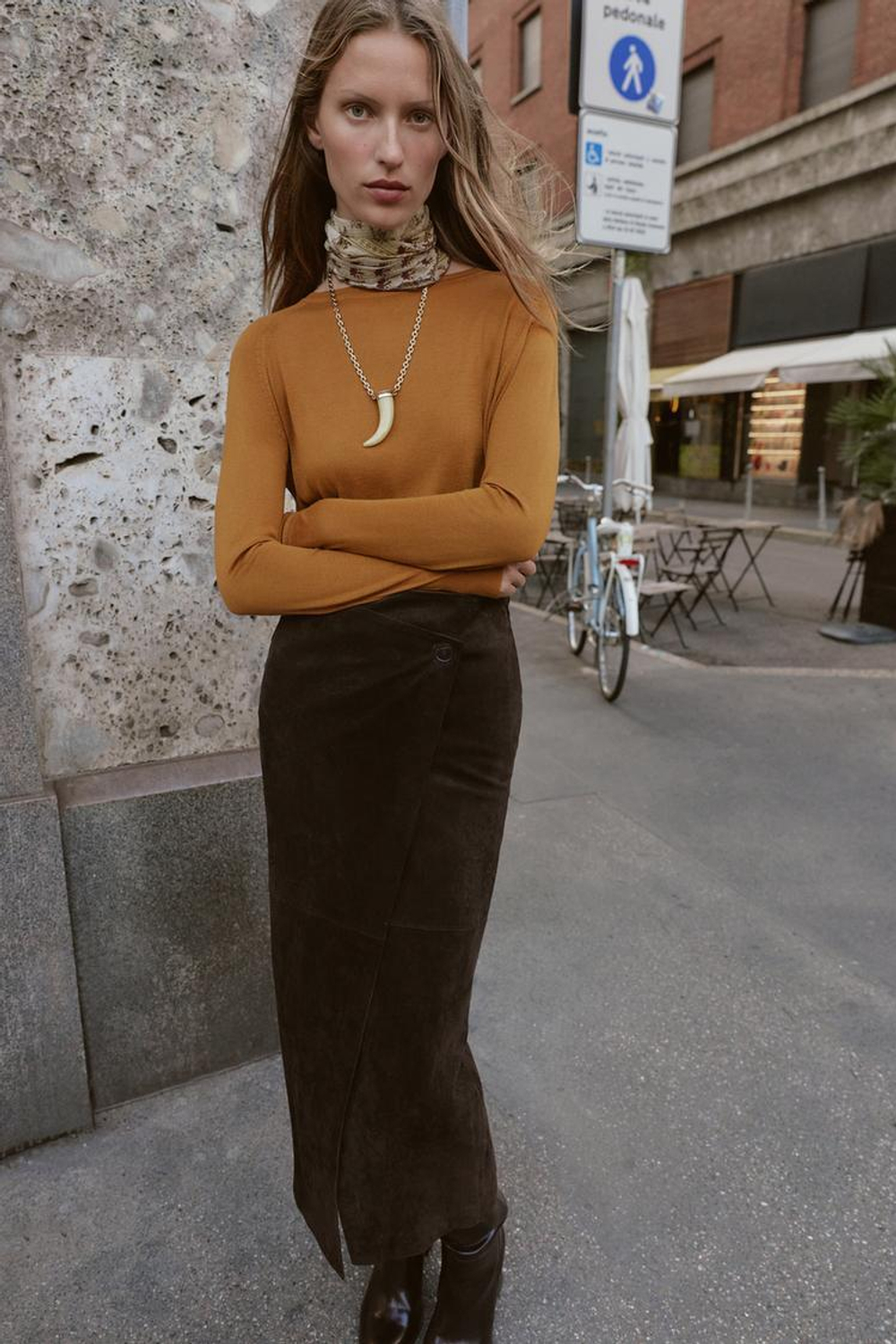 ZARA СВИТЕР ИЗ ТОНКОГО ТРИКОТАЖА, ГОРЧИЧНЫЙ