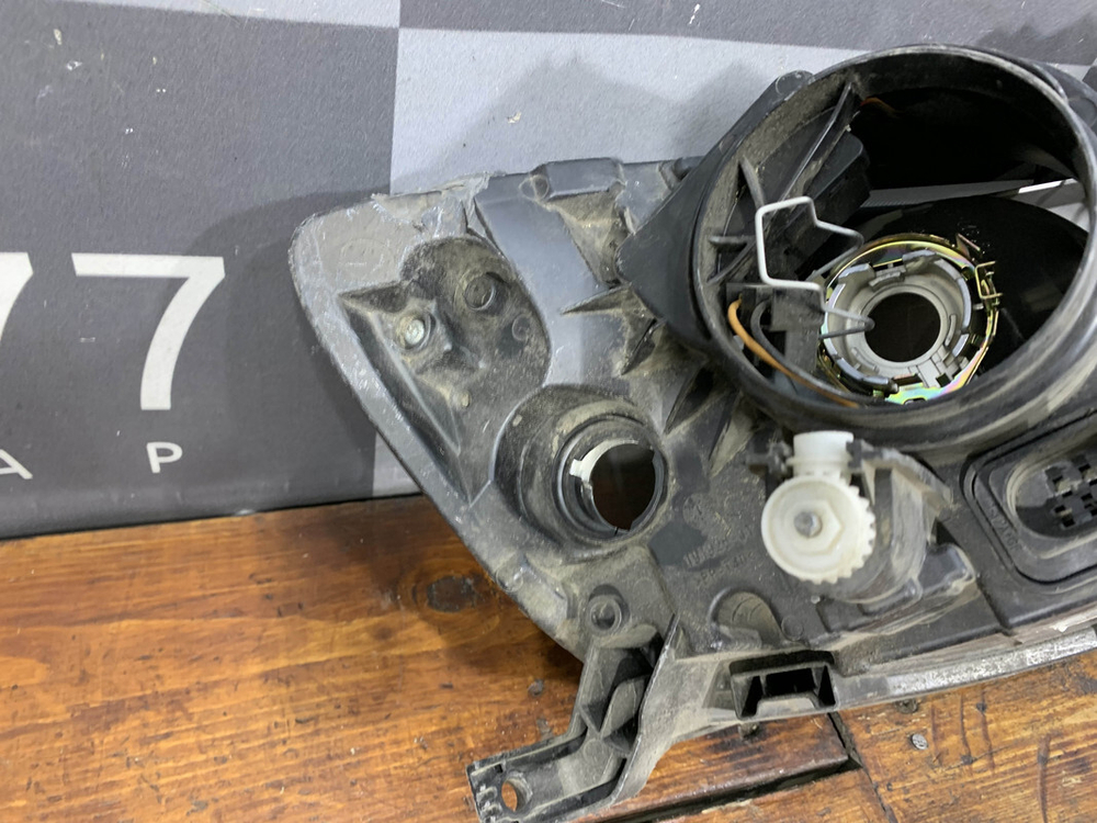 Фара левая Lada Kalina 2 13-18 Б/У Оригинал 21923711011