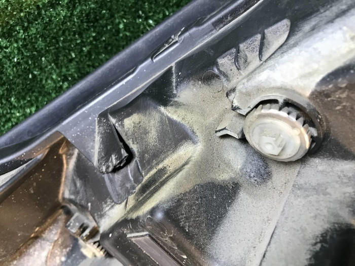 Битая Фара левая Subaru Outback 6 (2019-2022) LED