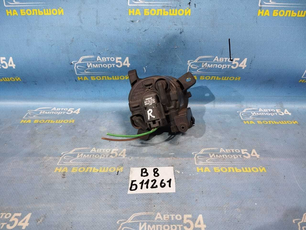 Туманка правая AUDI A4 2008-2012