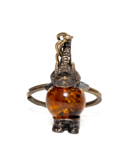 Брелок с янтарем натуральным - Слон, диаметр камня 13 мм