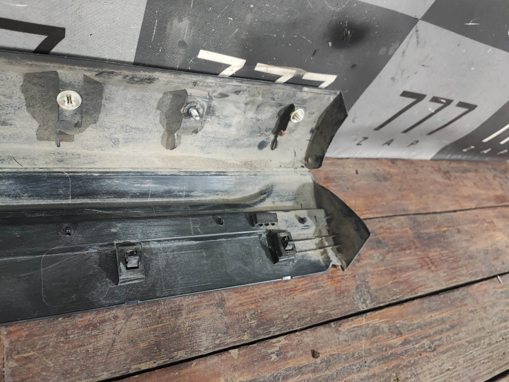 Накладка двери задней правой Lexus RX 4 15-22 Б/У Оригинал 7507548140