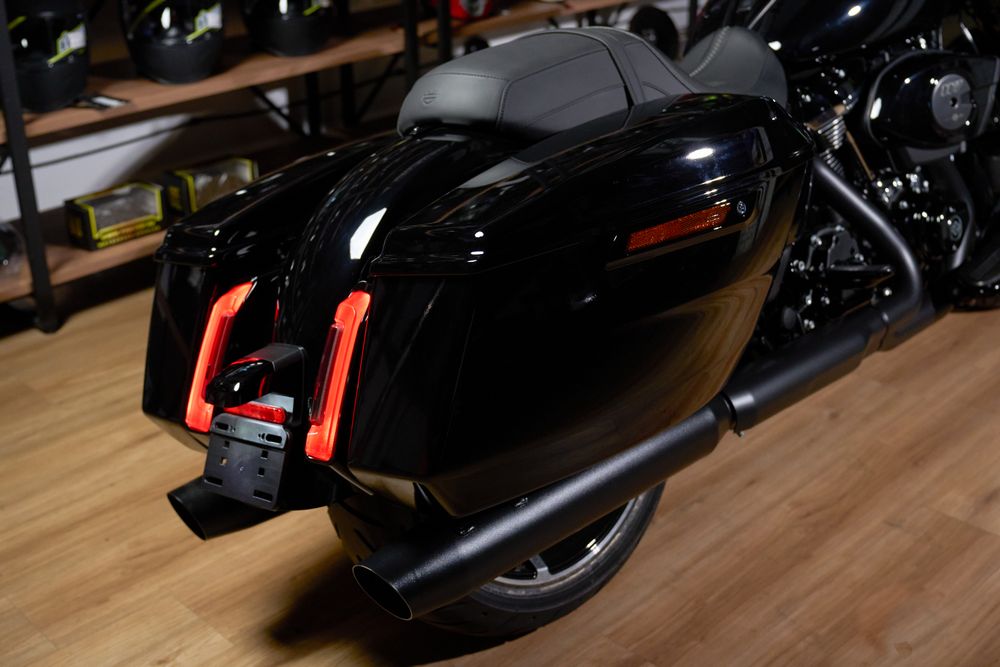 Street Glide Black Edition 2024 г. НОВЫЙ