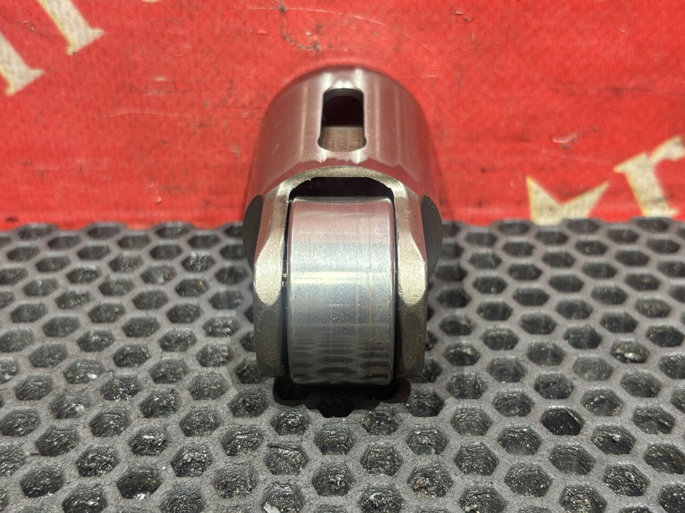 Толкатель выпускного клапана 2019г