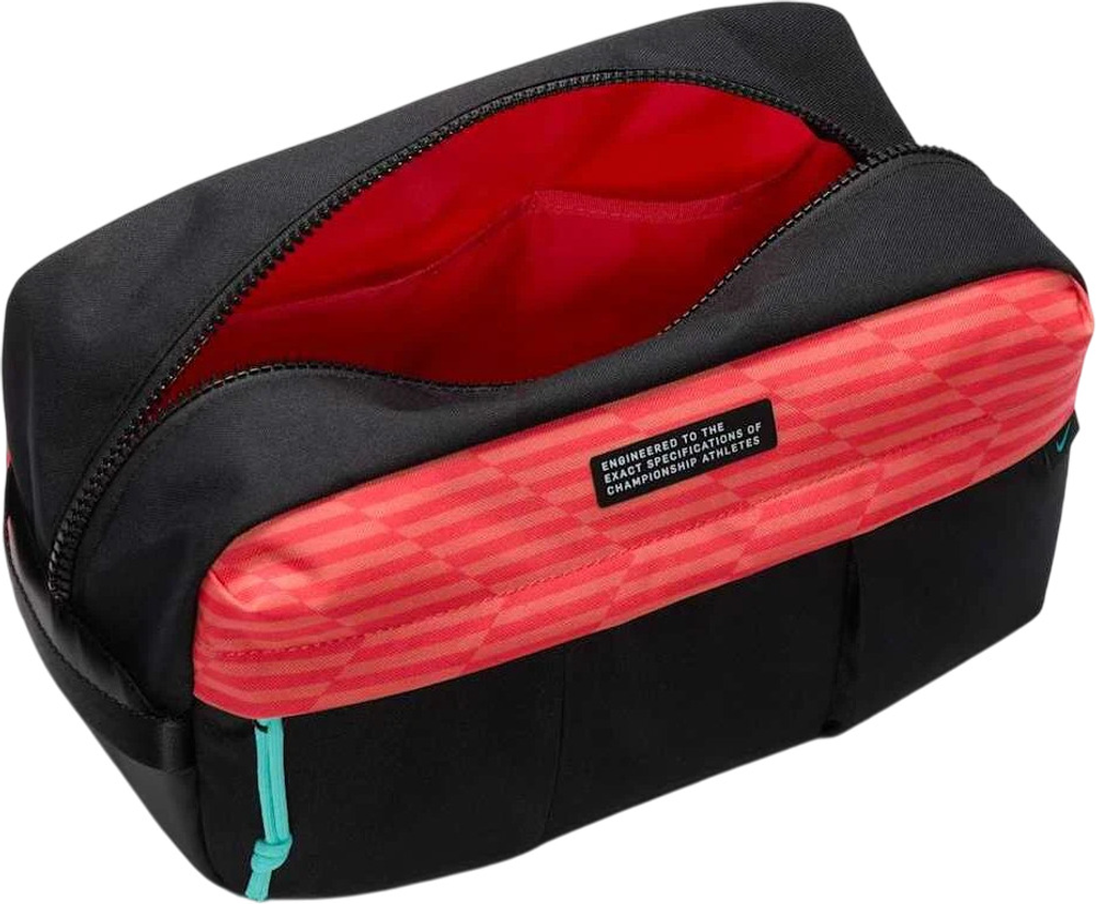 DC2648-017 Сумка NK ACDMY SHOEBAG - SP21