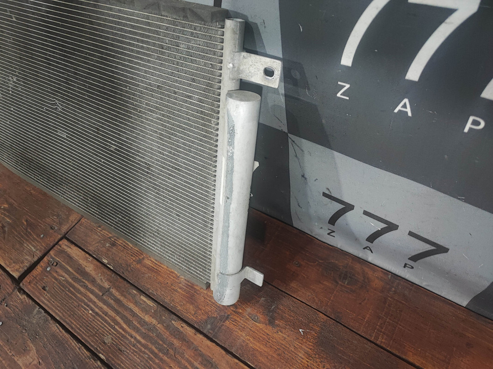 Радиатор кондиционера Geely Coolray 20-нв Б/У Оригинал 8010054000