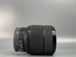 Sony 28-70 mm f/3.5-5.6
