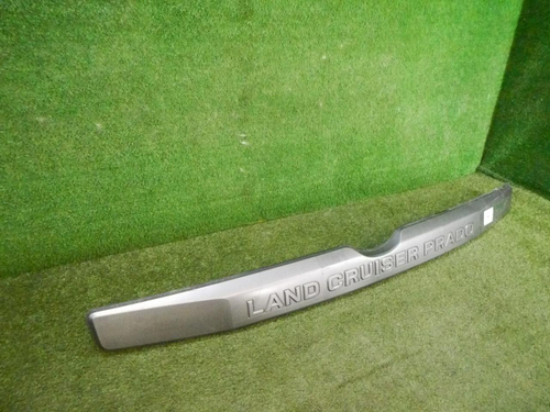 Накладка крышки багажника Toyota Land Cruiser Prado 150 (2013-2017)