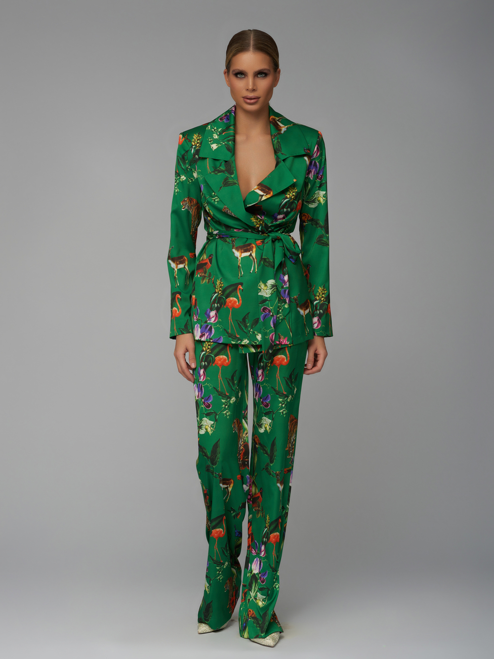 Зёленый пижамный костюм