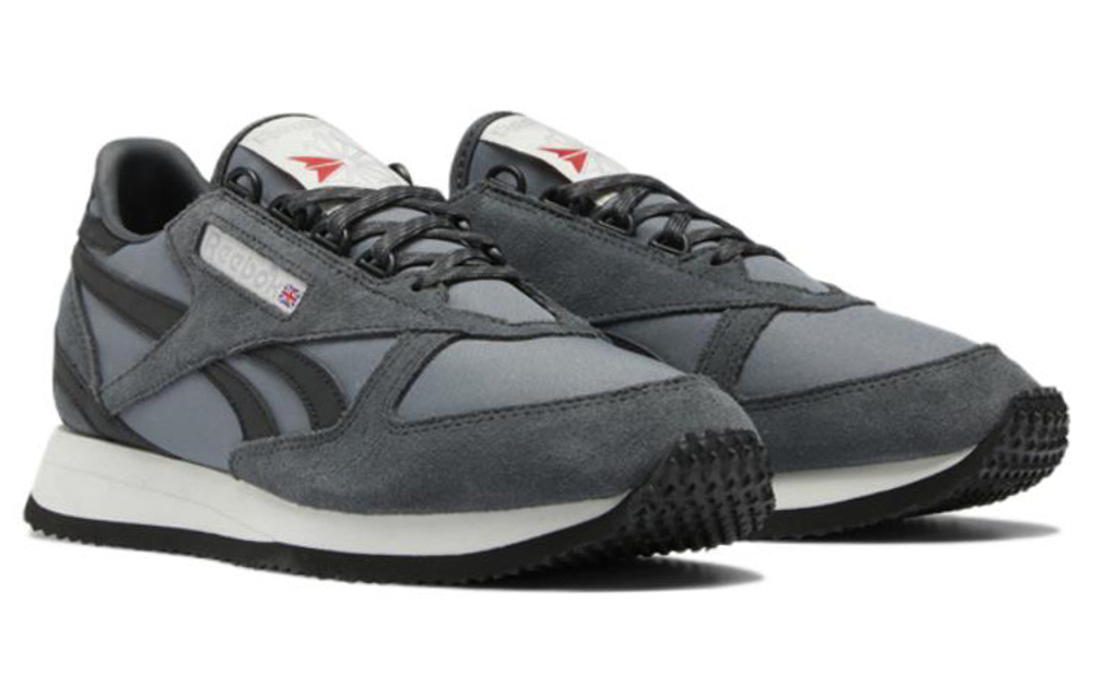 Кроссовки Reebok Victory