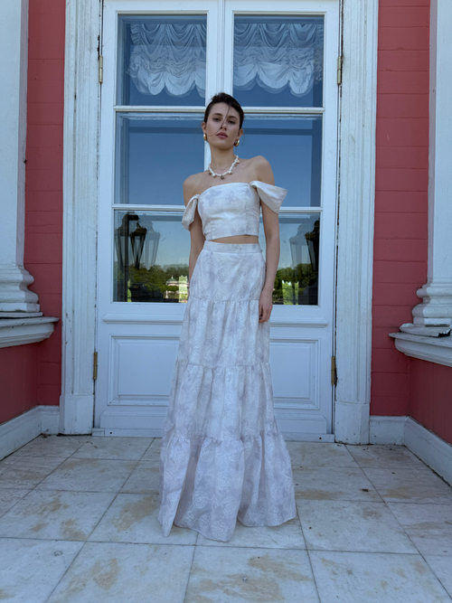 Блуза-топ из органзы с вышивкой