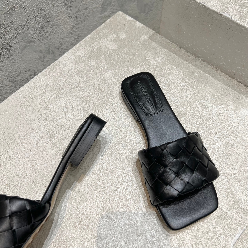Bottega Veneta Parco Flat Mule