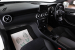 Mercedes-Benz A-Class, 2015 год