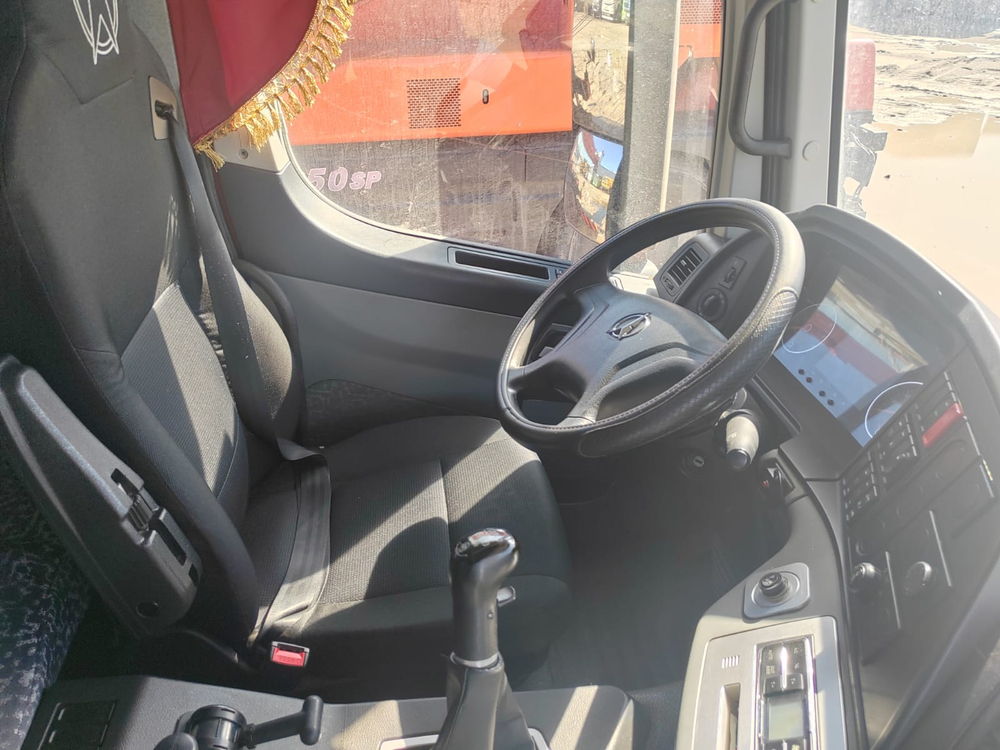 BEIBEN ND* 6x4 Седельный тягач ND4250BD5J7Z25 (Дизельный, 12,5 л, 551 л.с., МТ)