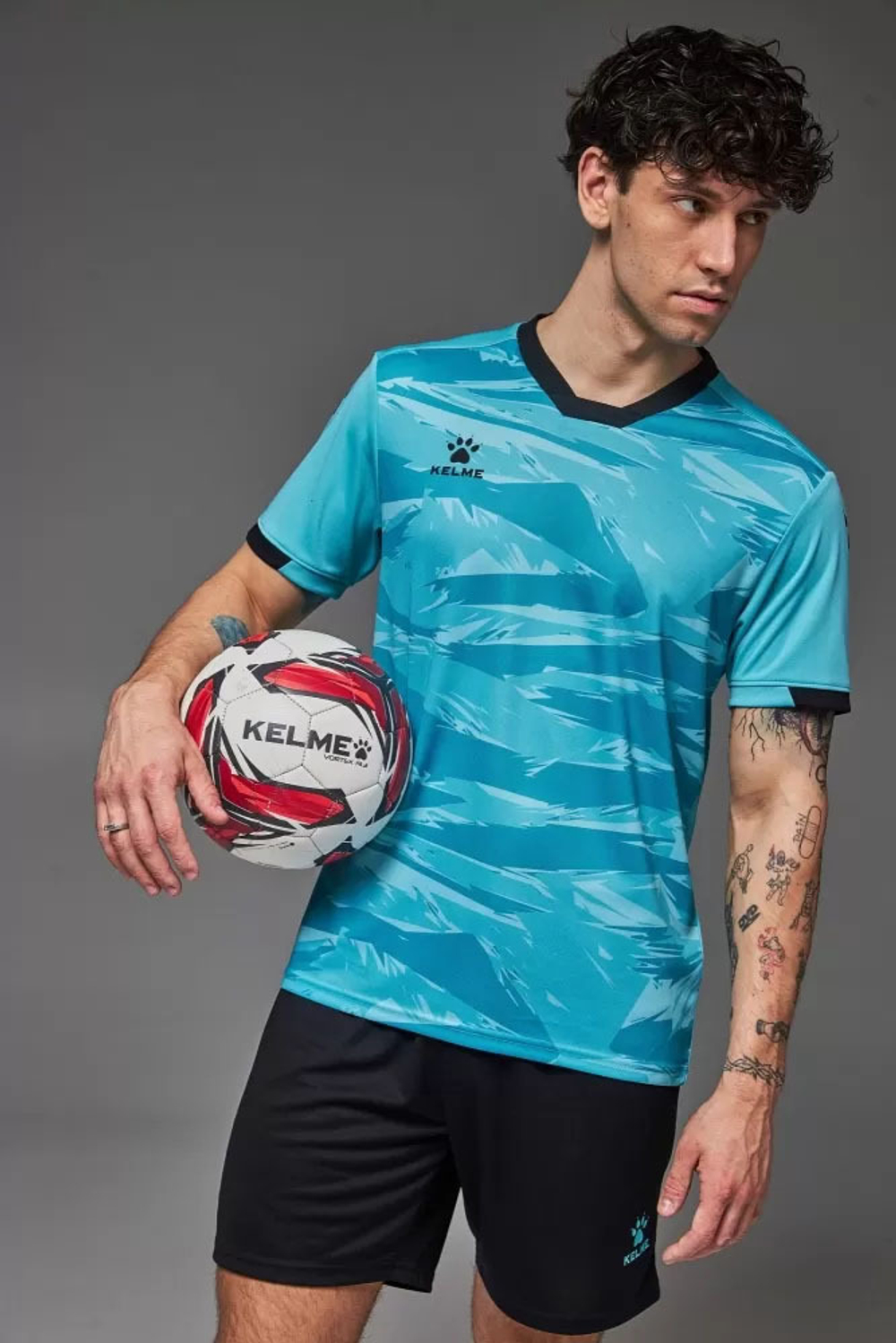 Форма футбольная KELME 8151ZB1003-368-M, размер M
