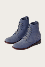 БОТИНКИ ИЗ ГОЛУБОЙ ЗАМШИ СО СКРЫТОЙ ТАНКЕТКОЙ