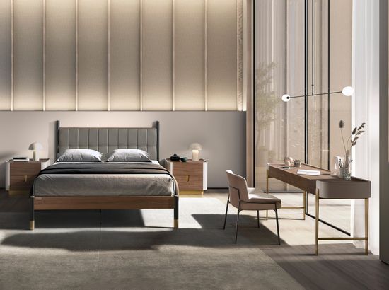 Стул 4171 из серой ткани и коричневого бархата Испания