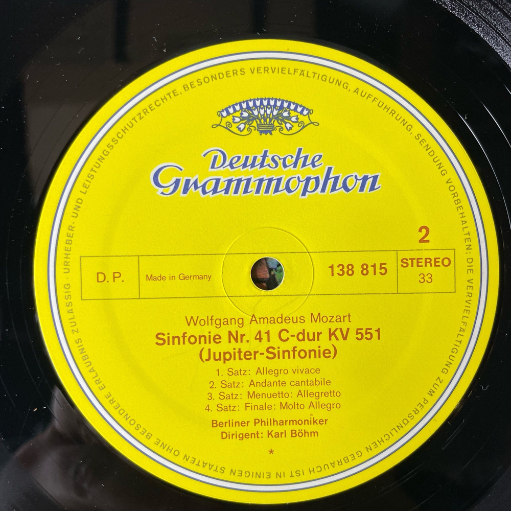Винтажная виниловая пластинка LP Mozart Моцарт, Berliner Philharmoniker Karl Bohm Симфония Symphonien Nr. 40 G-Moll (In G Minor) Nr. 41 Jupiter Юпитер (Германия 1977) Deutsche Grammophon