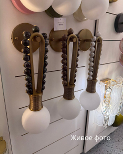 Акцентные настенные светильники с декоративными элементами ✨