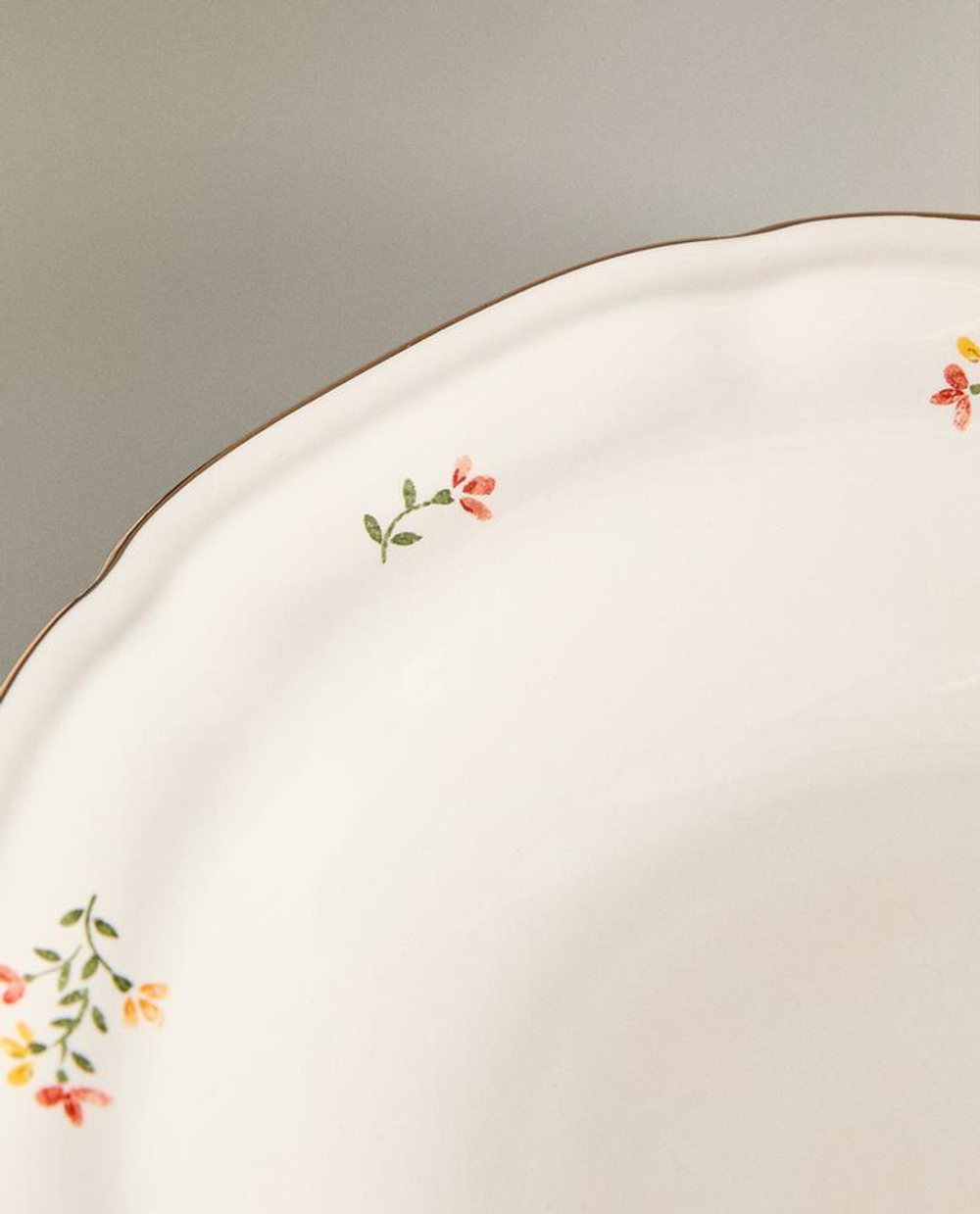 ZARA HOME ГЛУБОКАЯ ТАРЕЛКА С УЗОРОМ, КРЕМОВЫЙ