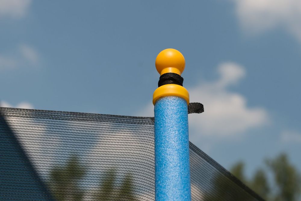 Батут Weengo "Winner Classic" (8 футов, верхняя и нижняя защитные сетки и лестница в комплекте)