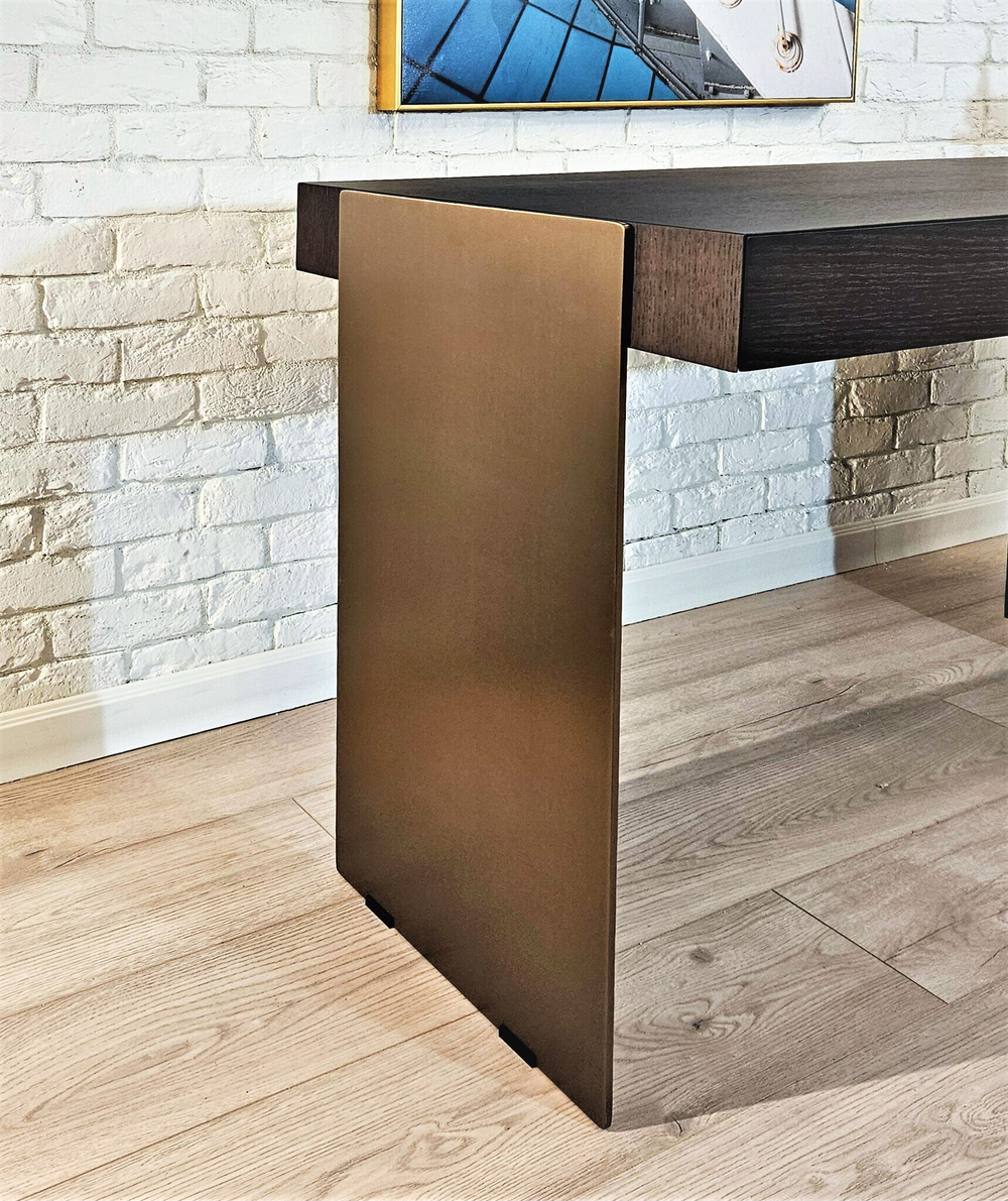 Стол письменный Carson