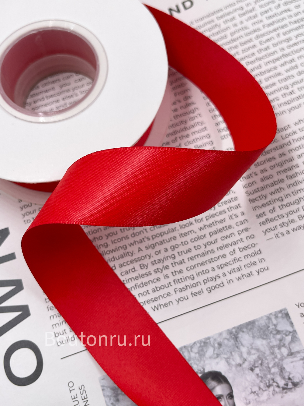 Лента атласная матовая красная 25 мм