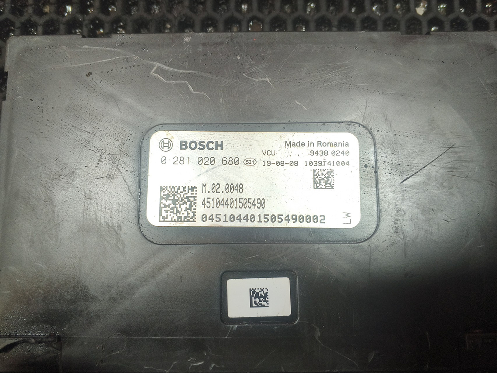 Блок управления двигателем