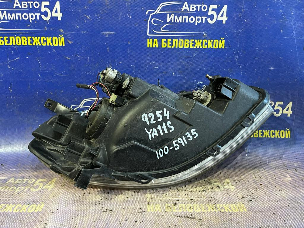 Фара передняя левая SUZUKI SX4 2006-2014